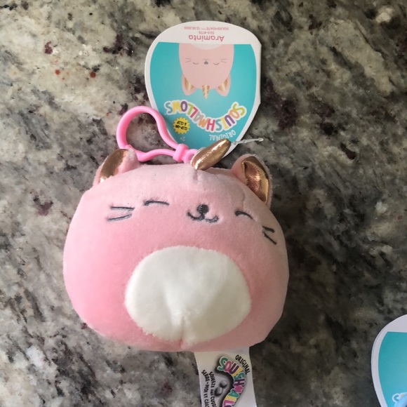 Squishmallow Clip Feodora Gwen Iman and Araminta - Picture 5 of 5